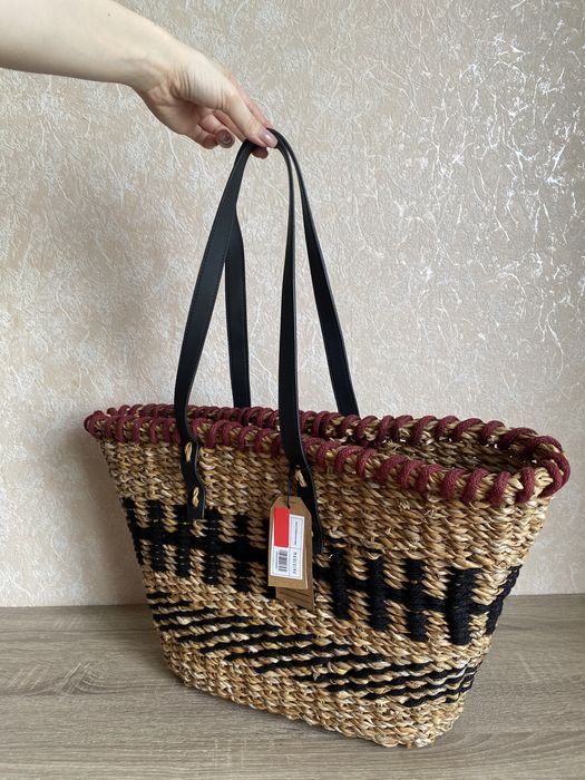 Актуальна солом‘яна сумка