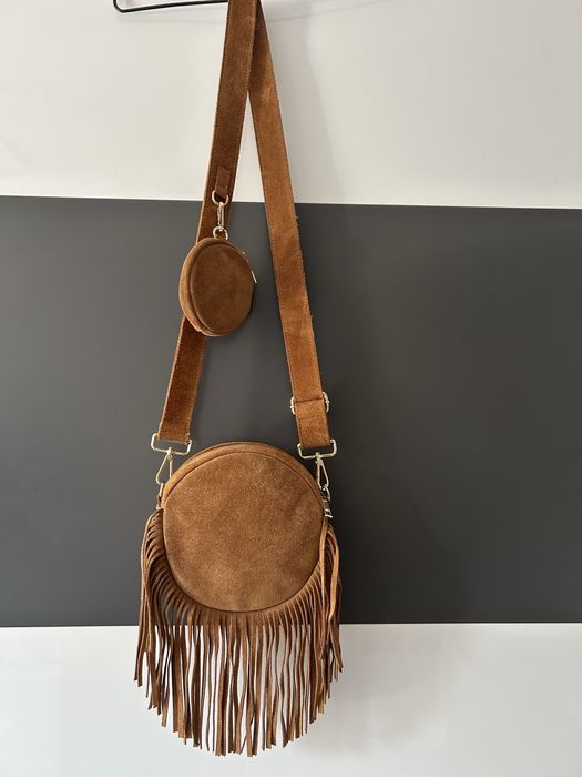 Torebka frędzle ze skóry naturalnej zamszowej kolor camel