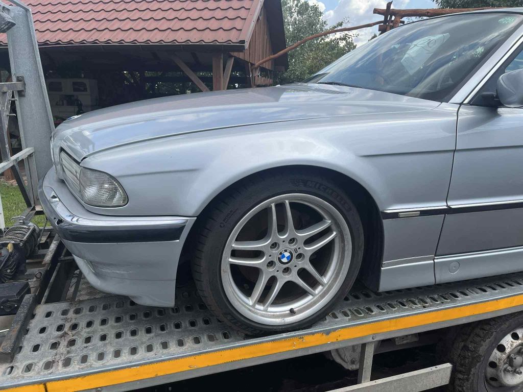 Sprzedam na cześci bmw e38 v8 m60b40 z japoni stan idealny