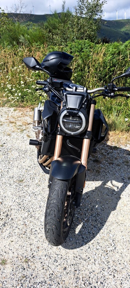 Honda cb650r 2019