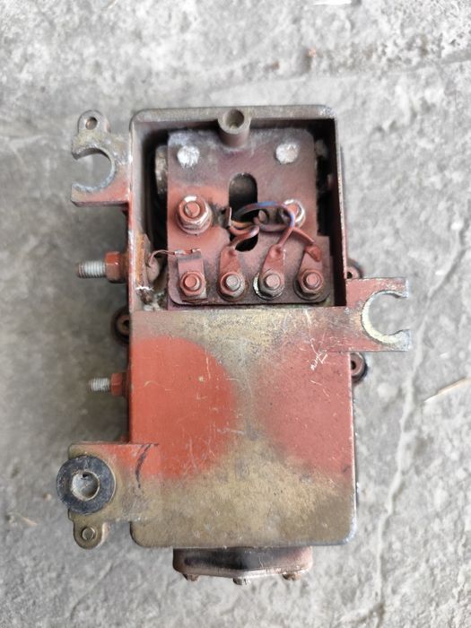 Реле-регулятор для зарядки