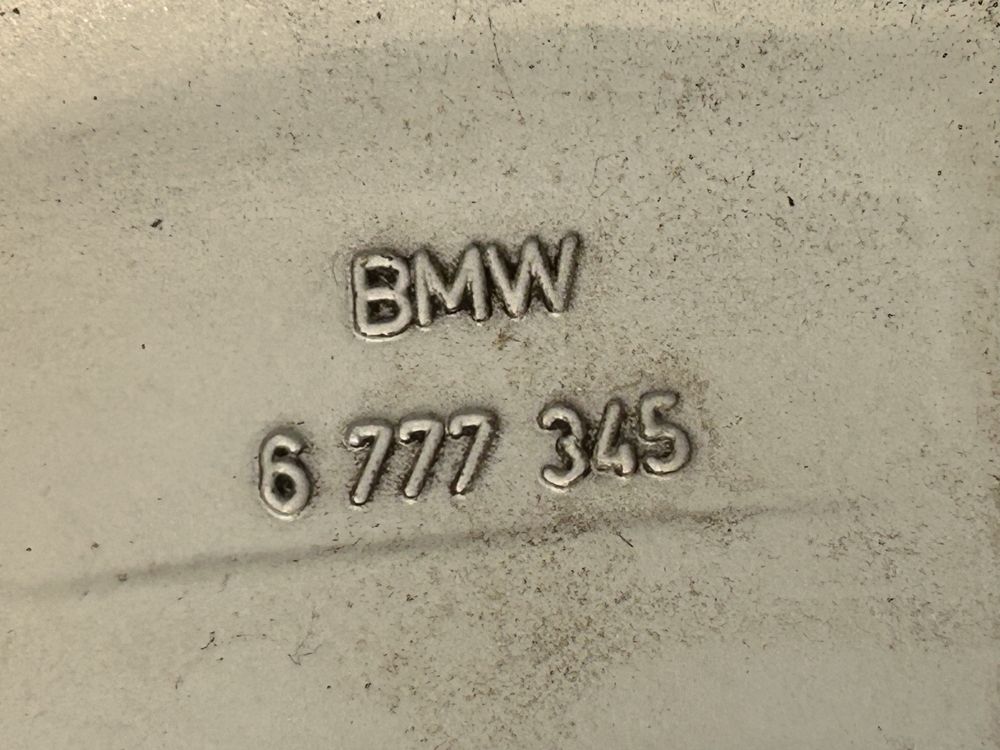 173 Felgi Aluminiowe ORYGINAŁ BMW R 16 5x120 otwór 72,5 Bardzo Ładne