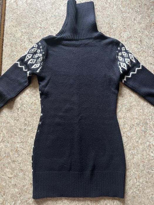 Теплий подовжений светр жіночий XS-S