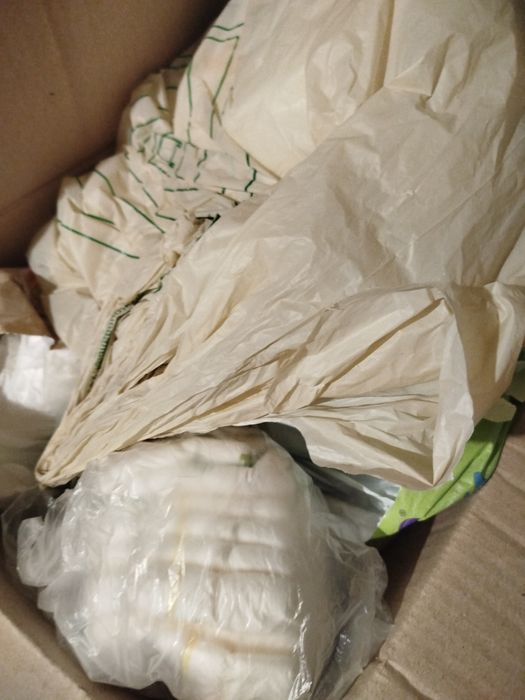 Памперси,підгузки 1,2