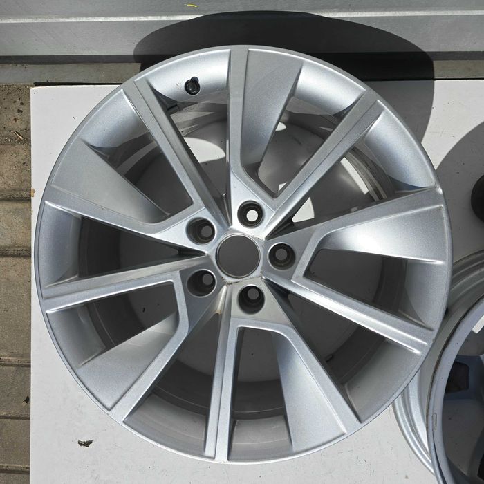 Alufelga SKODA SUPERB III 3 18" 5X112 ET 41 1 szt