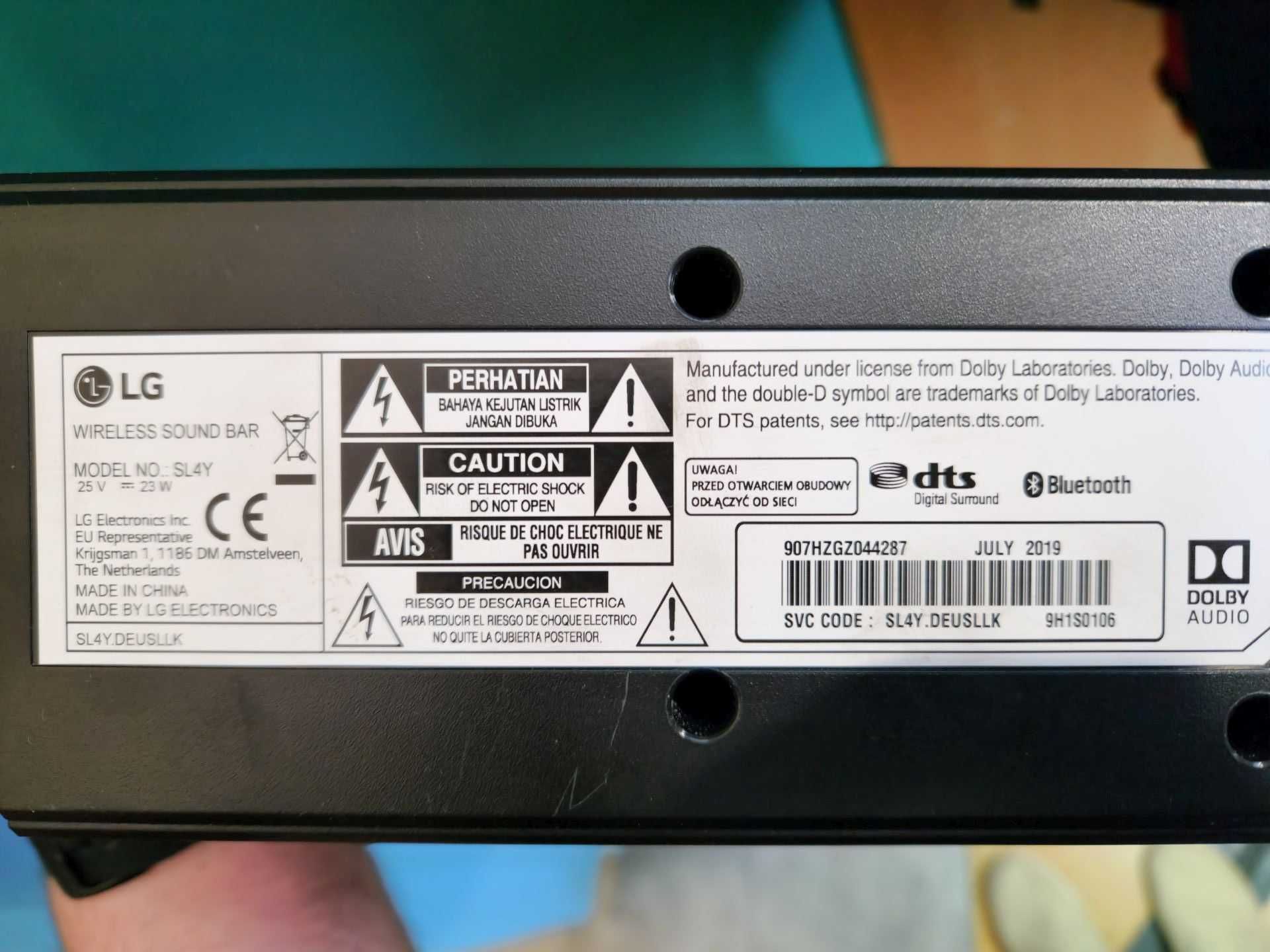 Soundbar LG SL4Y 2.1 moc 300W