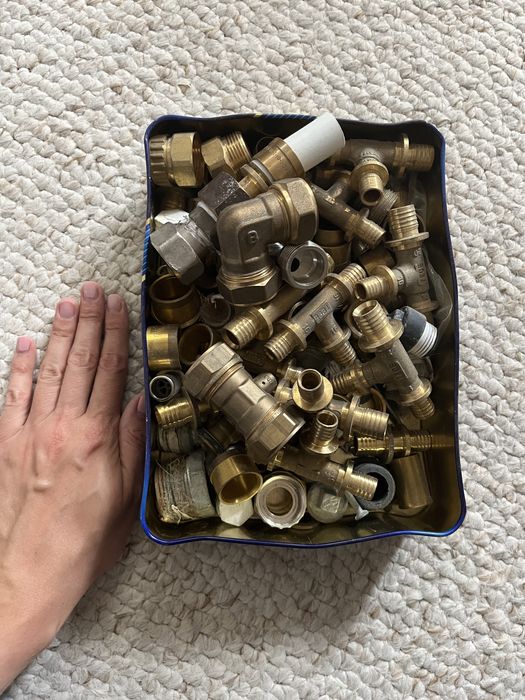 Złączki trójniki kolanka mosiężne