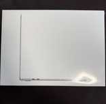 Новий MacBook Air M2 13.6 16/512gb