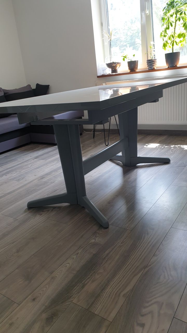 Stół rozkładany lakierowany 166x98