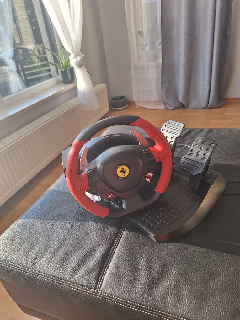 Kierownica thrustmaster 458