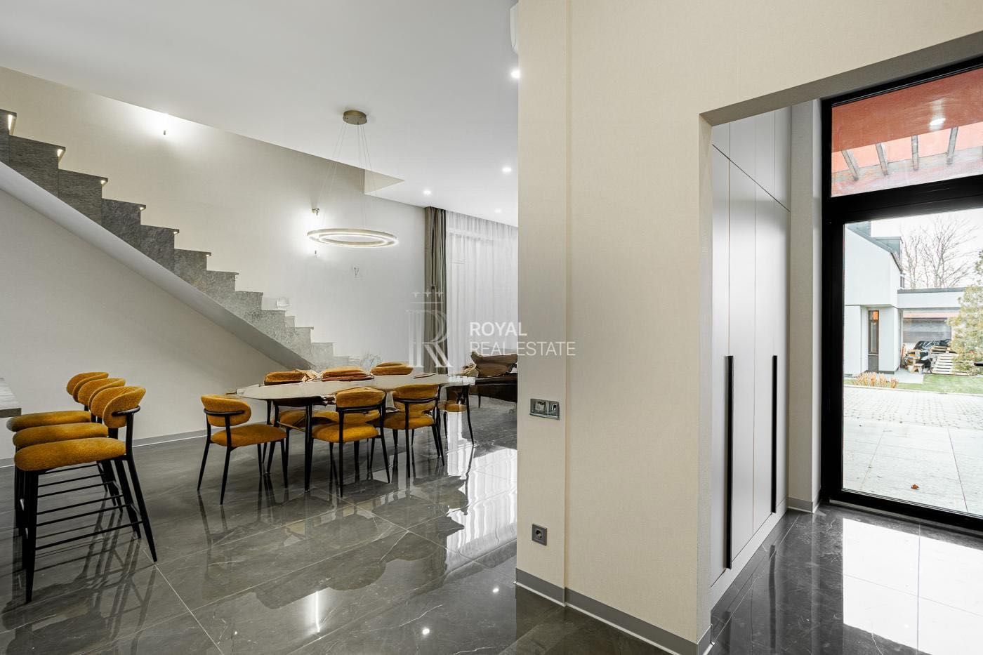 Продажа дизайнерского дома Крушинка 4к 198м2 КГ Green Town Фастовский
