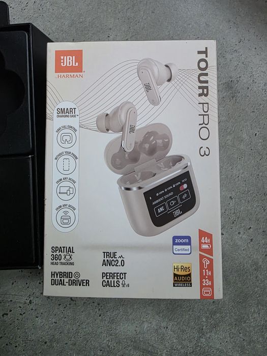 Słuchawki JBL Tour Pro 3 beżowe