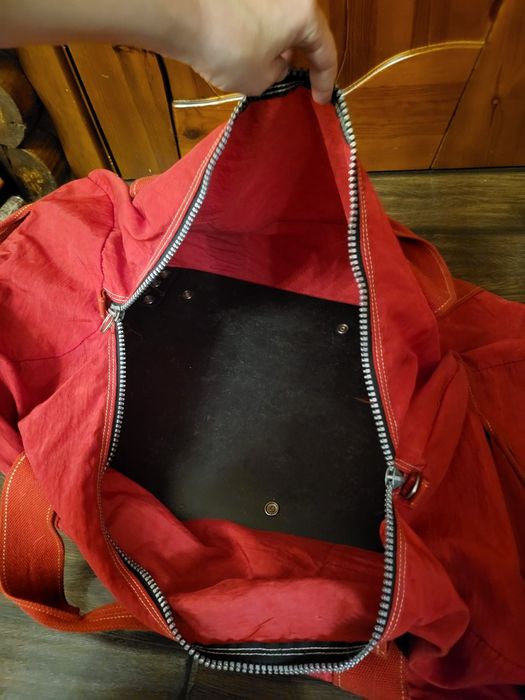 Сумка на колёсиках большая  с дефектом