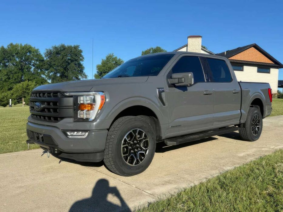 Ford F-150 Lariat      2021