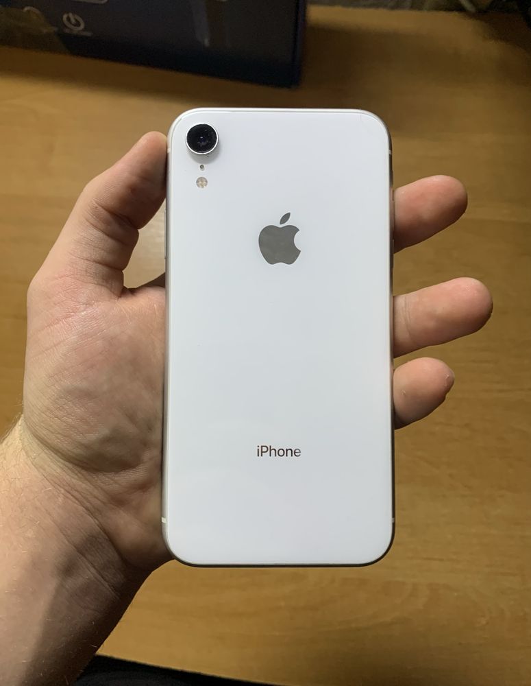 iPhone Xr в ідеальному стані