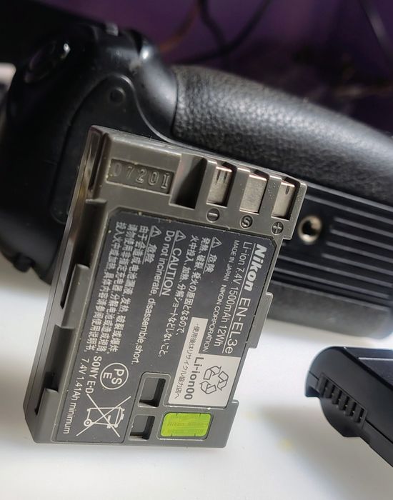 Oryginalny Grip Nikon MB-D10 Multi-Power Battery Pack + Akumulator EN-