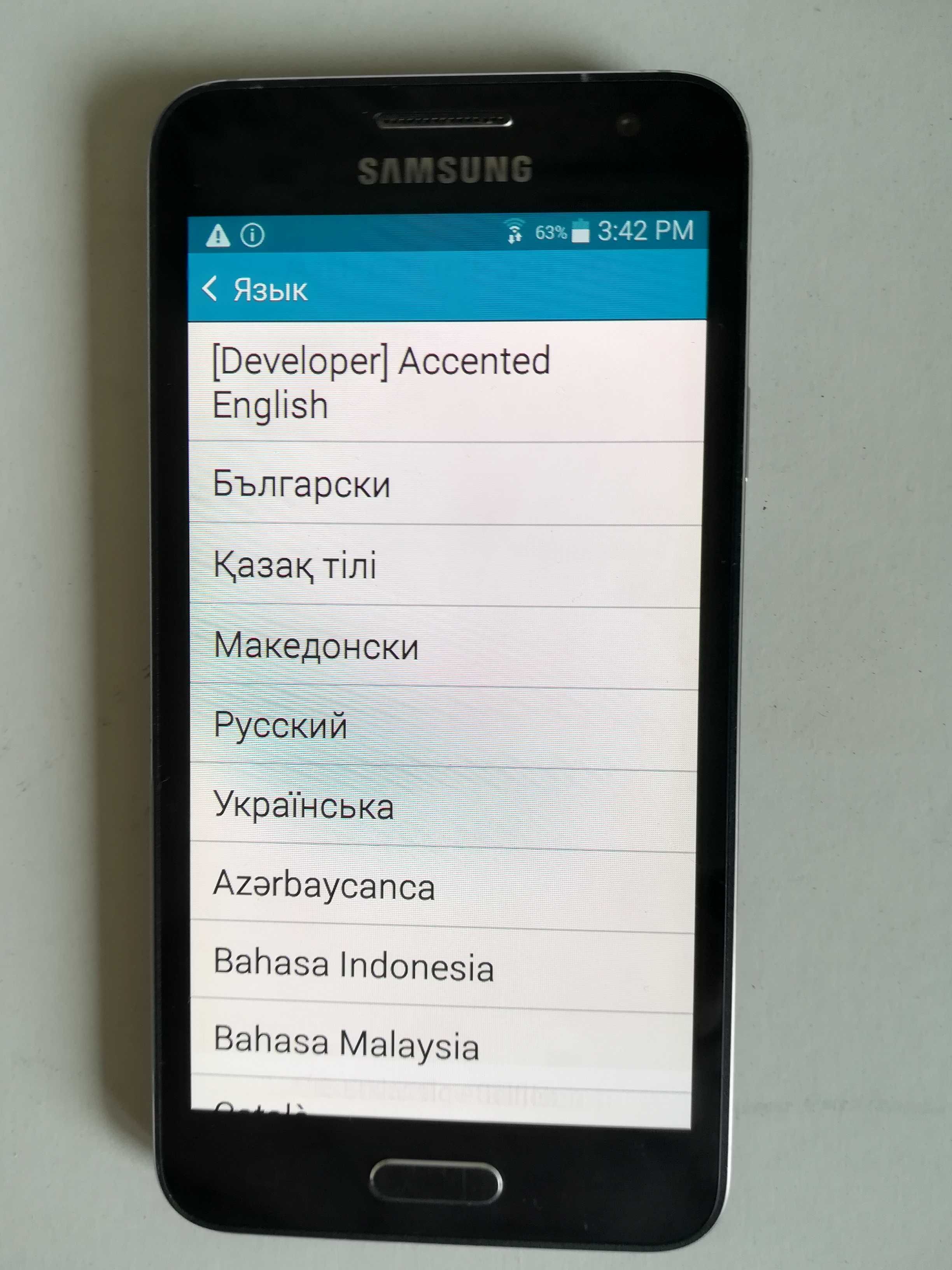 Мобильный телефон Samsung Galaxy A3 Demo Unit
SM-A300XU