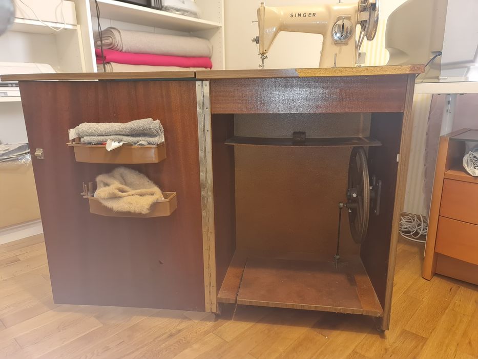 Maquina de costura singer