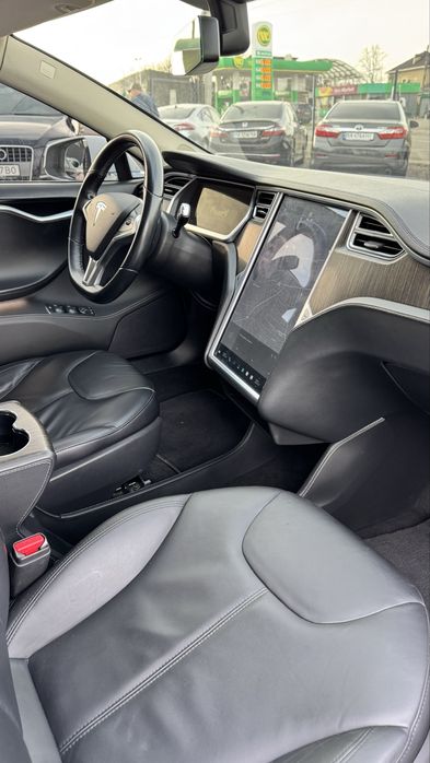 Європейська Tesla Model Тесла Модель S 2014р. 85 кВт 7 місць Запас 440