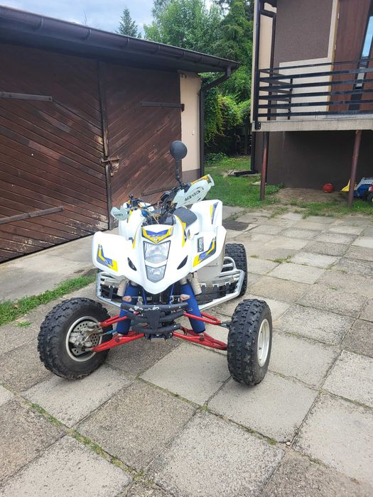 Quad suzuki ltz 400
