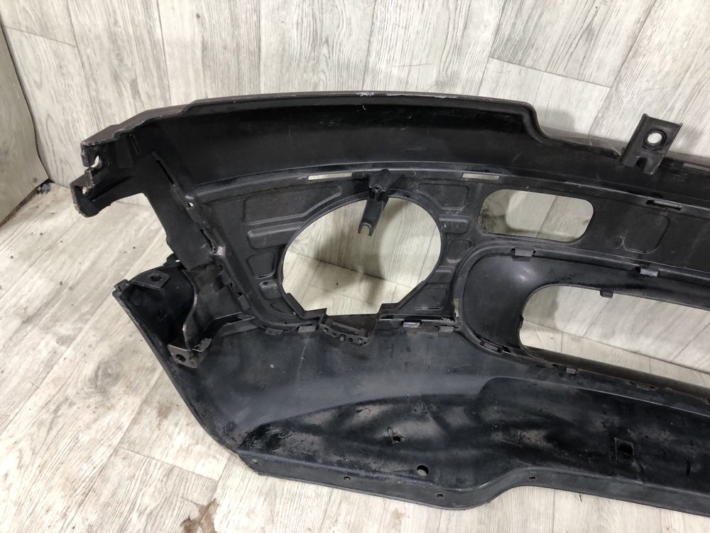 Бампер передний Mini Cooper R56 R57 / 2006 2007 2008 2009 г./ передній