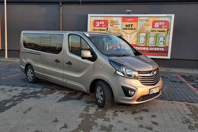 Opel Vivaro B extra long 9-osobowy