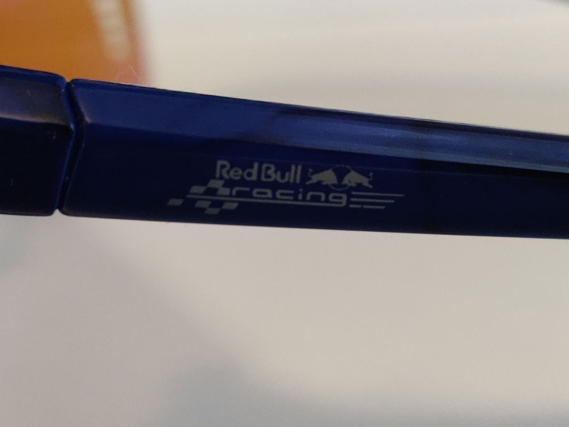 Okulary przeciwsłoneczne Red Bull Racing