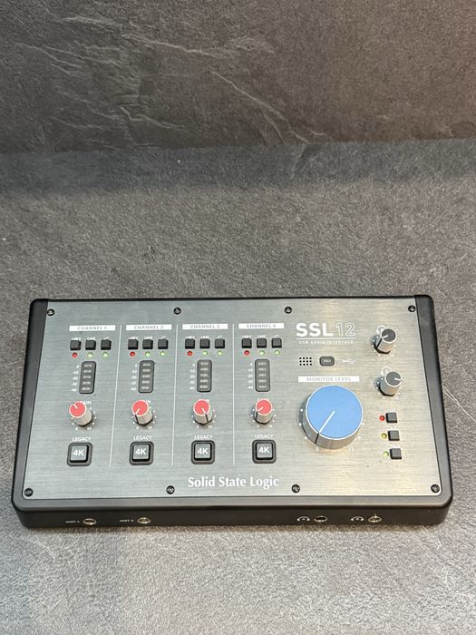 Аудіоінтерфейс Solid State Logic SSL 12