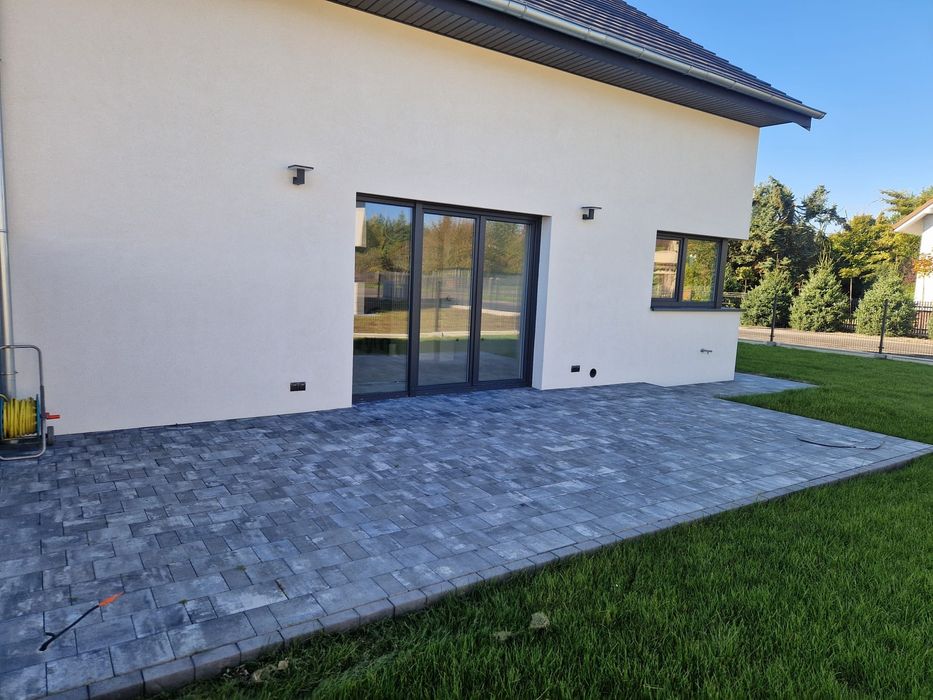 Nowy dom w zabudowie bliźniaczej 132m2 Osiedle Chabrowa / Fiołkowa