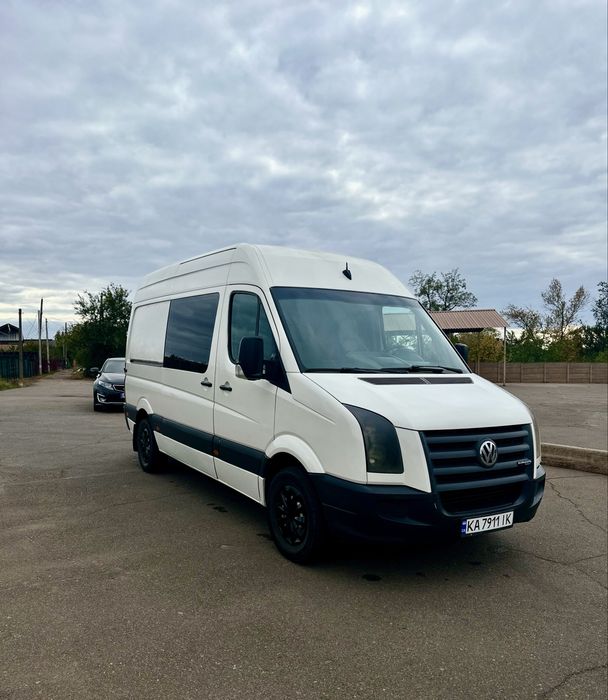 Продам автомобиль Volkswagen CRAFTER