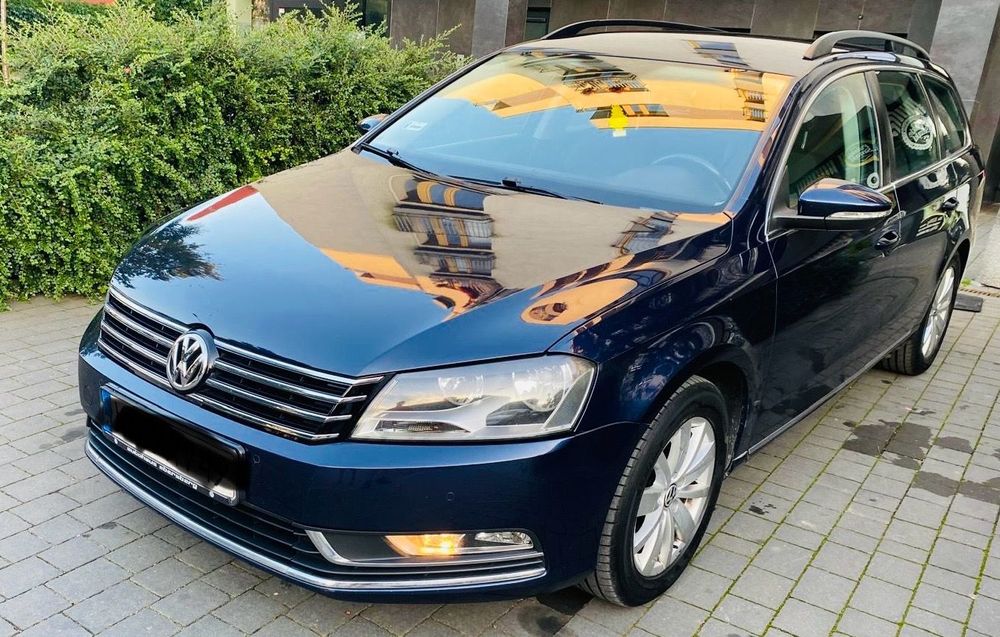 Volkswagen Passat Volkswagen Passat B7 w wersji Comfortline Granatowy