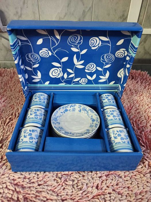 Serviço de café com 6 chávenas