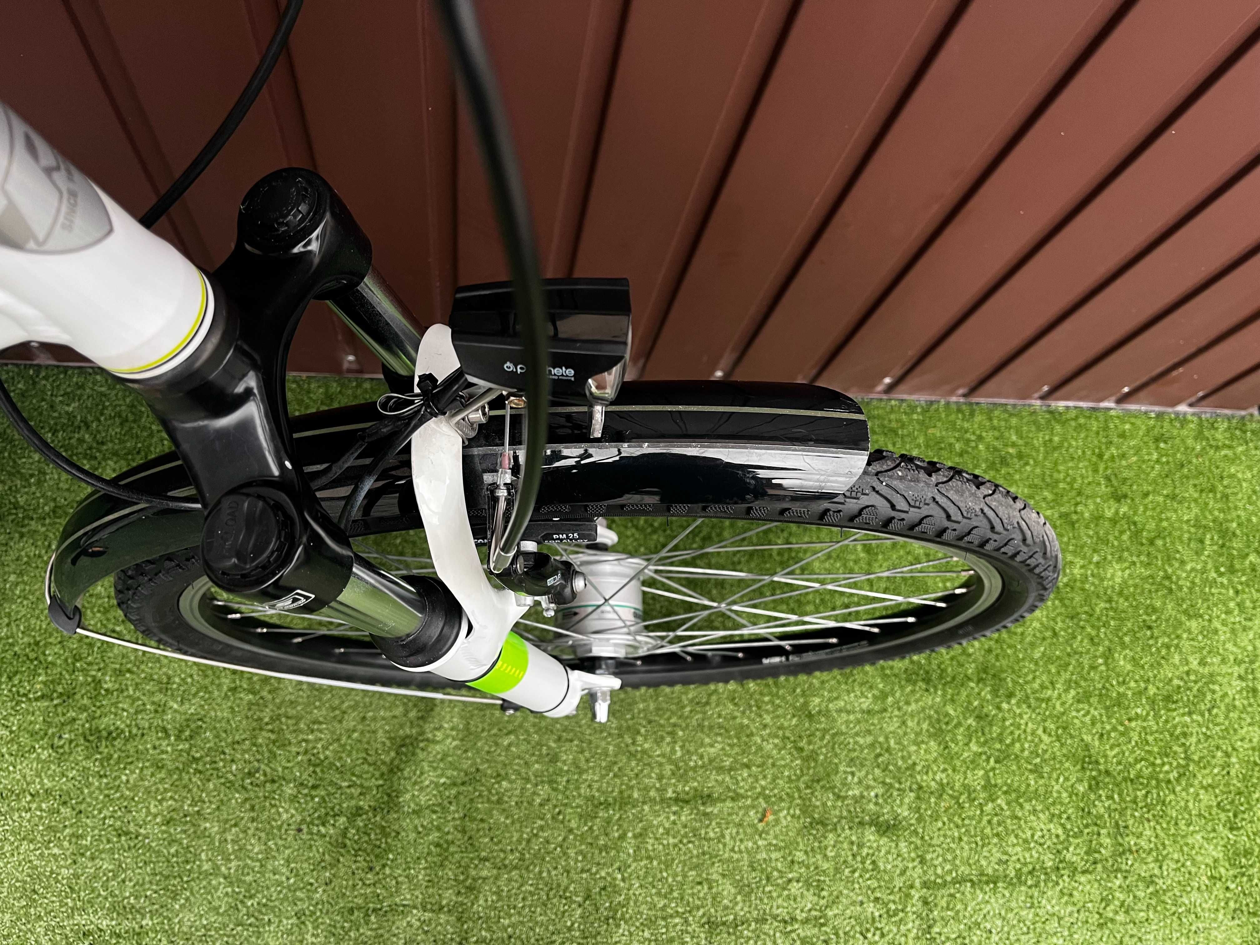 Rower RIXE OUTBACK/alu./amor./koła 26"/prądnica/Shimano NEXUS 7