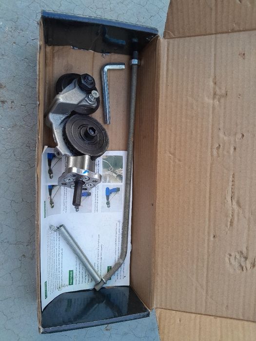 Tesoura para cortar chapa.