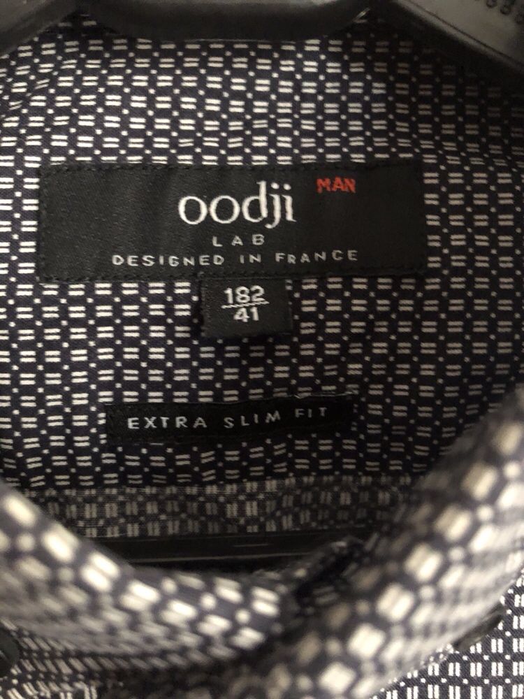 Повседневная мужская рубашка Oodji. Размер М