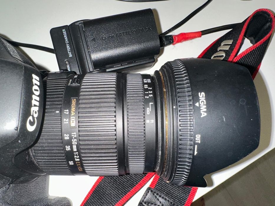професійний фотоапарат Canon EOS 7D з обʼєктивом Sigma DC 17-50mm