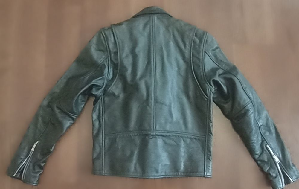 Шкіряна косуха розм S-М