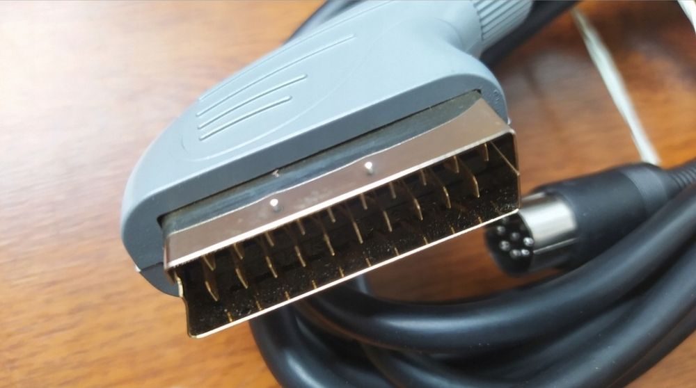 Kabel ZX SPECTRUM +2 Szary RGB Scart Gold AV 2,5m