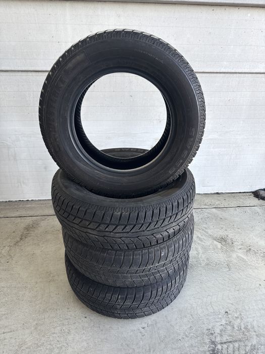 Komplet opon zimowych 215/70-16 Westlake Barum