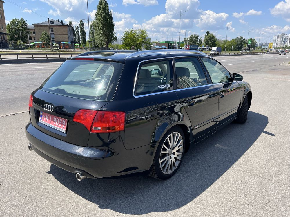 Audi A4 бензин 1.6 MPI