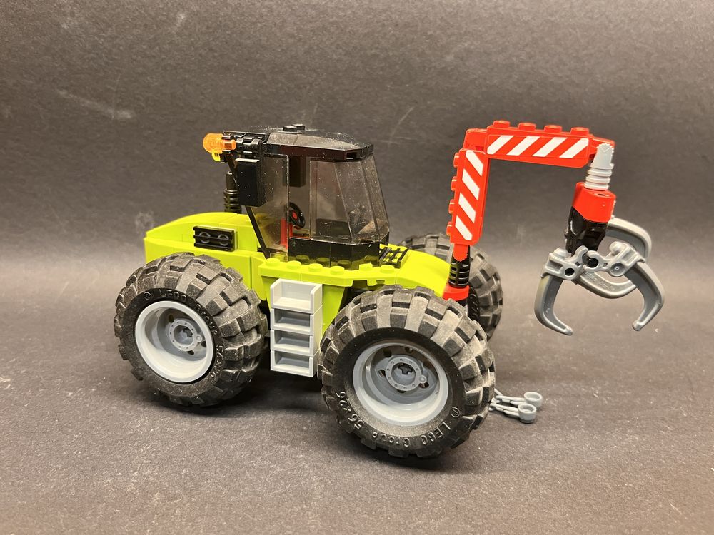 Lego Ciagnik, traktor  z zestawu 60181