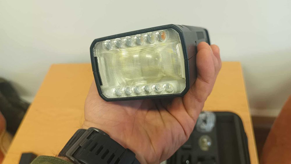 Nowa lampa Godox ad200pro II