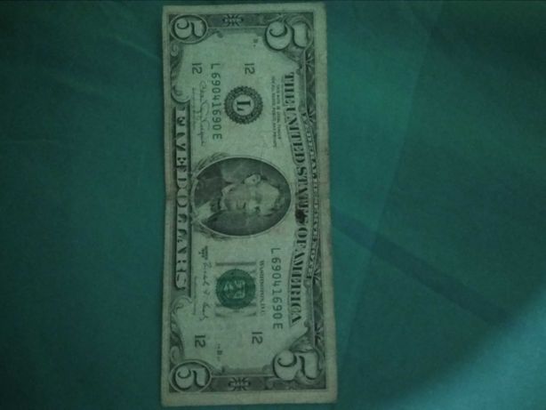 Колекційна валюта 5 доларів 1988 року