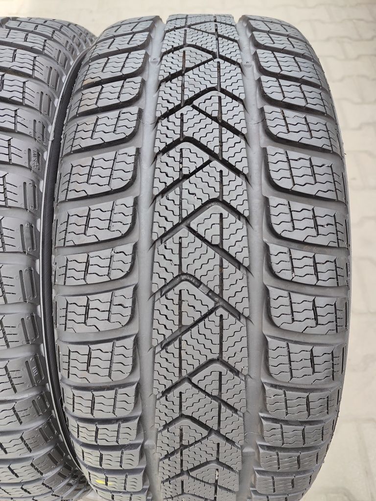205/40/17 Pirelli Sottozero 3