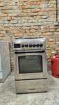 Продам дешево газову плитку ,електрична духовка Mastercook  робоча нер