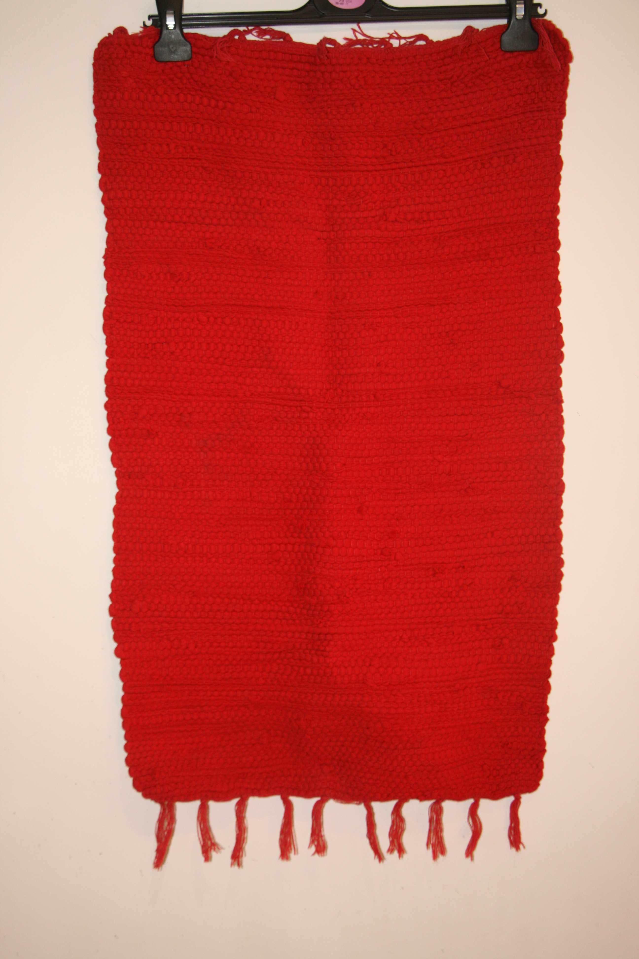 Tapete Vermelho - 75 cm x 44 cm