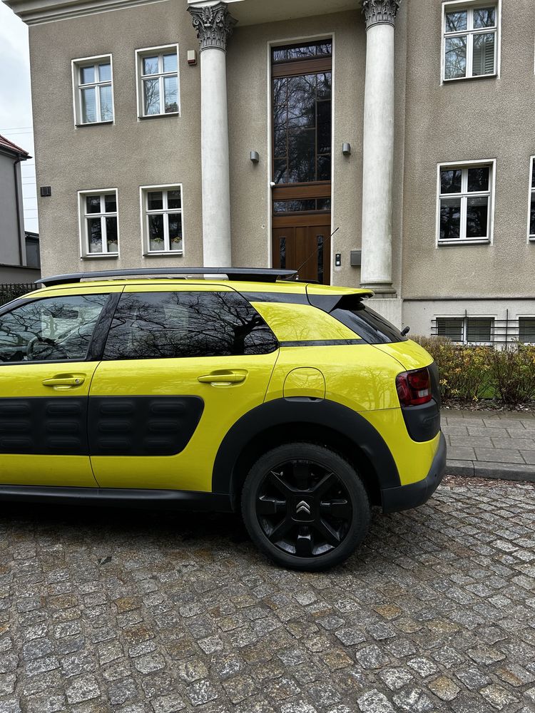 Citroen C4 Cactus PureTech 1.2 81 kW 110 KM