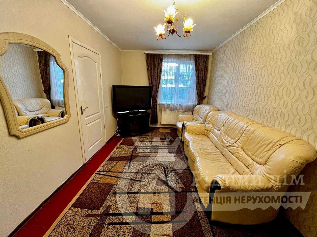 Продам гарнийбудинок новий