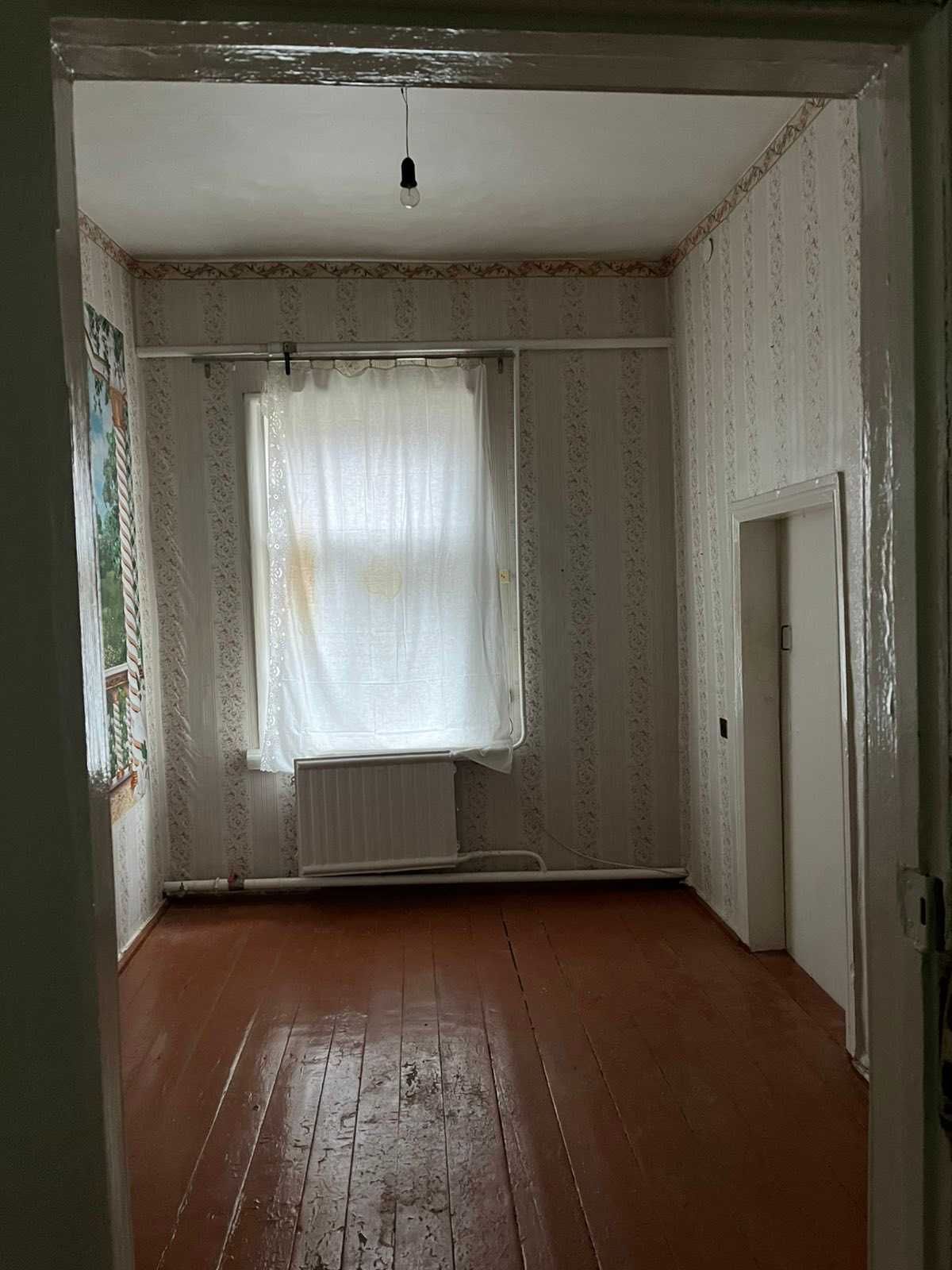 Продам будинок в центрі Нових Санжар