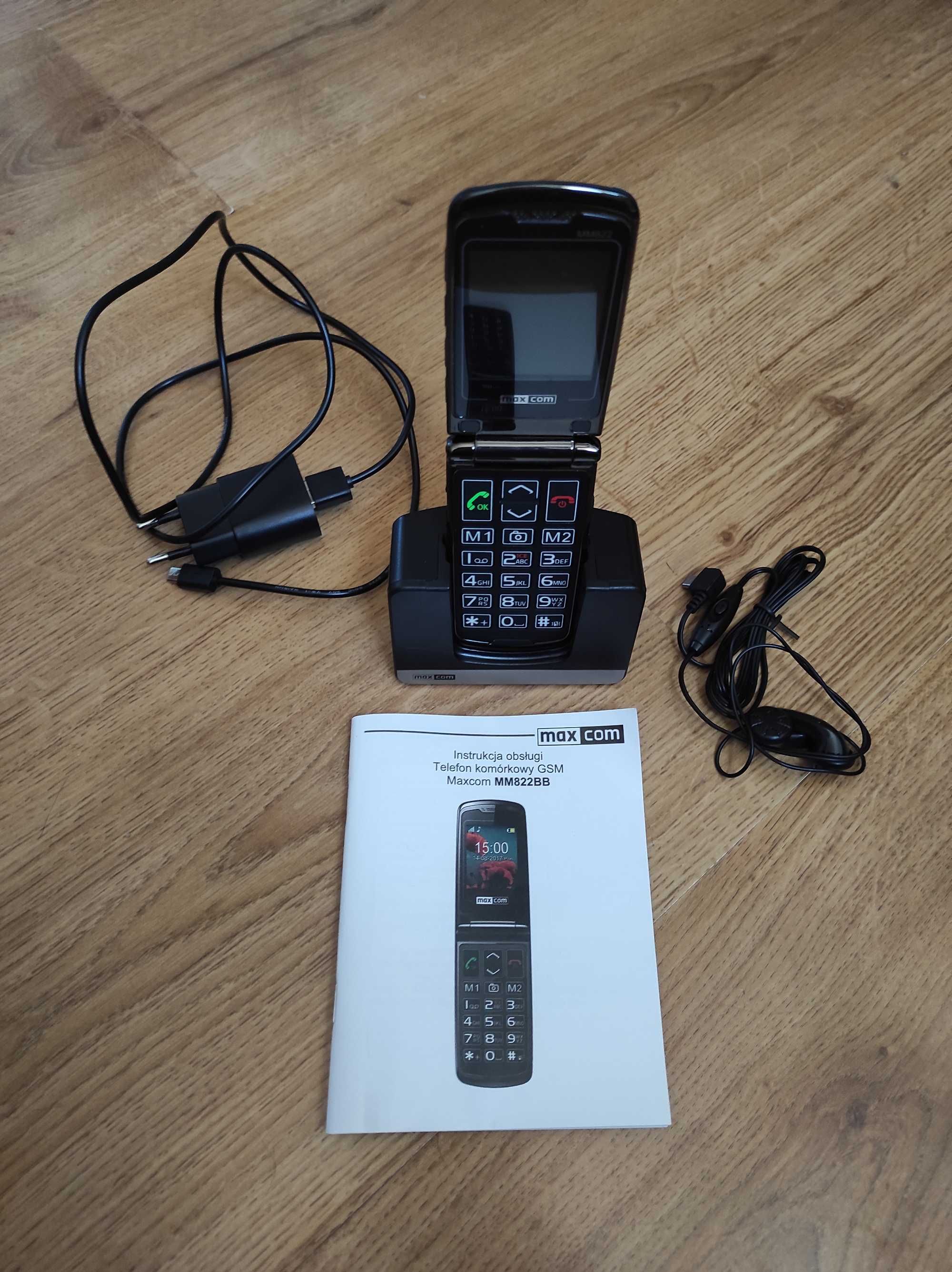 Telefon Maxcom MM822BB - dla seniora, nowy, z kompletem akcesoriów
